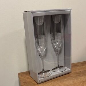 His & Hers champagne glasses - set of 2 NEW